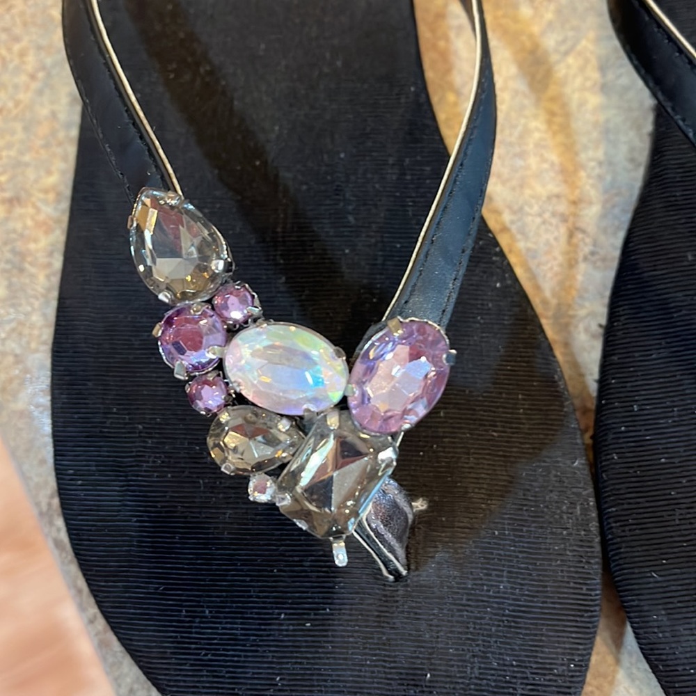 Black with purple gray and white gem stones. Good condition - Picture 2 of 2